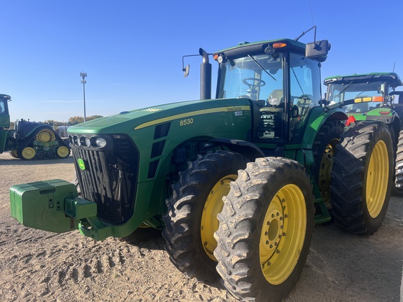 2009 John Deere 8530 Tractor