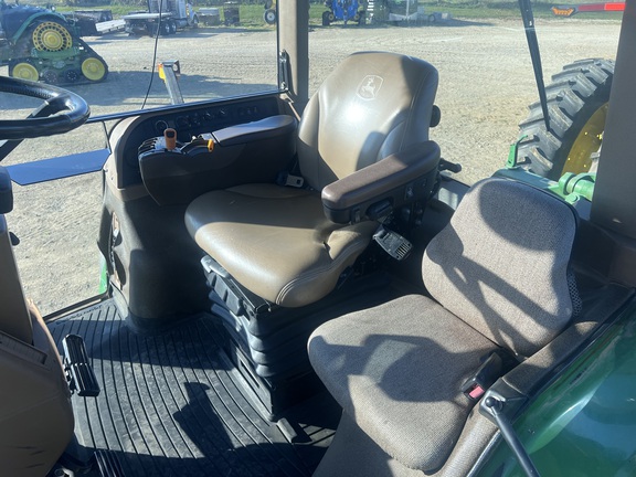 2009 John Deere 8530 Tractor