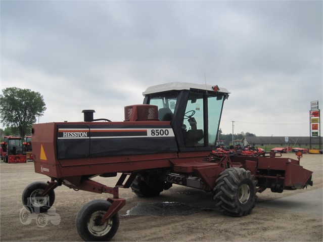 1979 Hesston 8500 Windrower