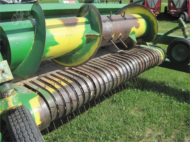 John Deere 3950 Forage Harvester