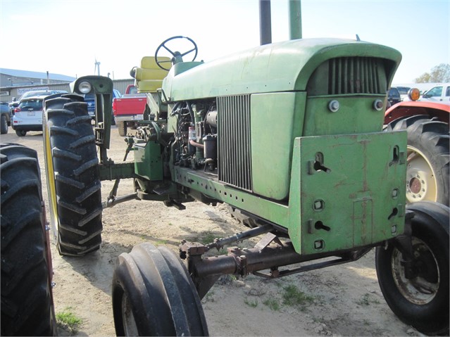 John Deere 4010 Tractor