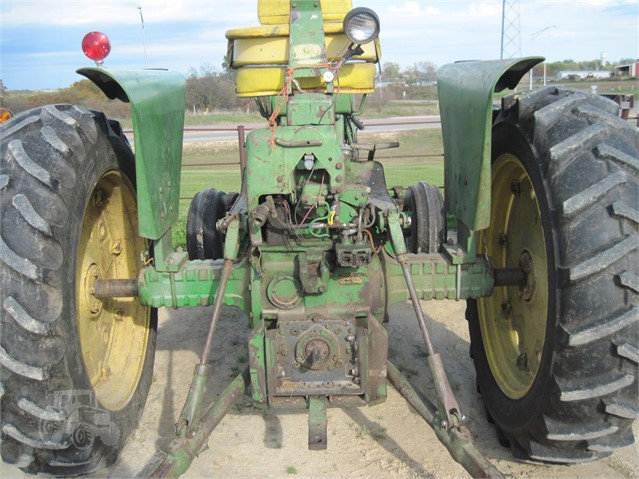 John Deere 4010 Tractor