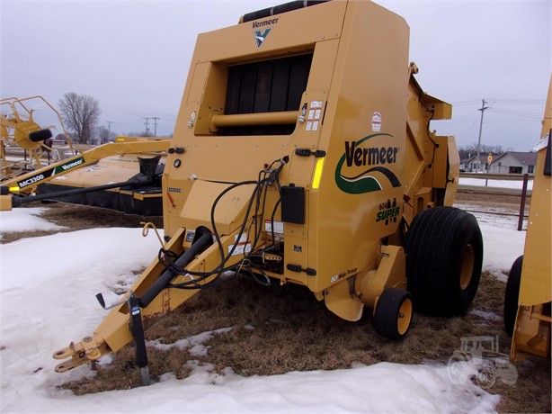 2011 Vermeer 604SM Baler/Round