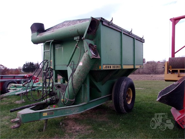 John Deere 400 Grain Cart