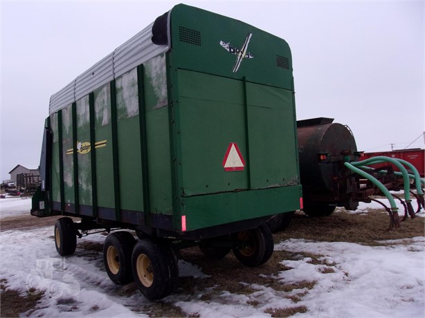 Badger BN1050 Forage Box