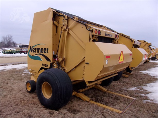 2005 Vermeer 605M Baler/Round