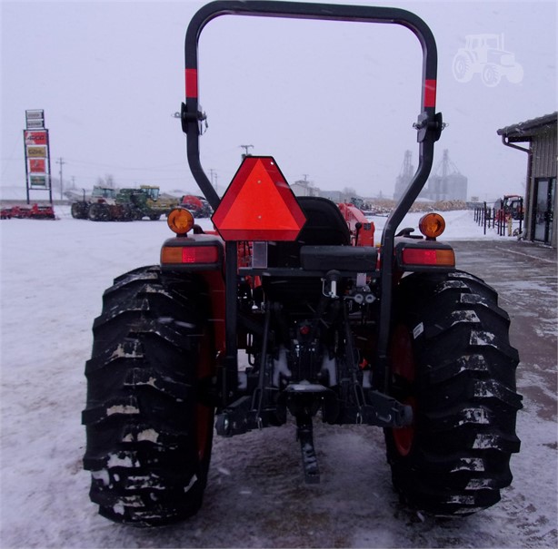 2022 Kubota MX5400DT Tractor