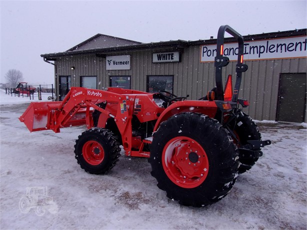 2022 Kubota MX5400DT Tractor