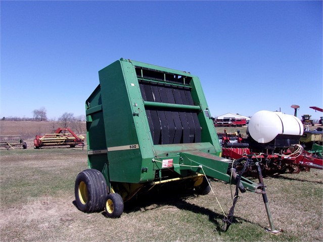 1988 John Deere 530 Baler/Round