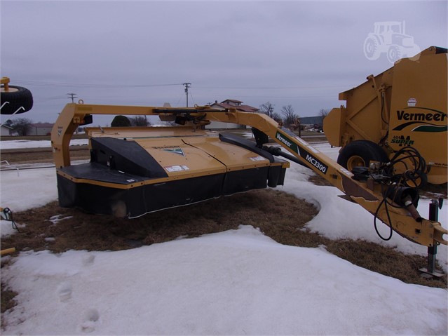 2016 Vermeer MC3300 Mower Conditioner