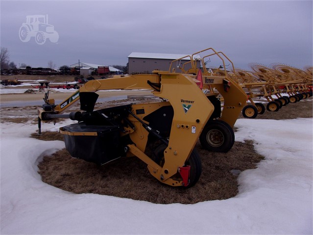 2016 Vermeer MC3300 Mower Conditioner