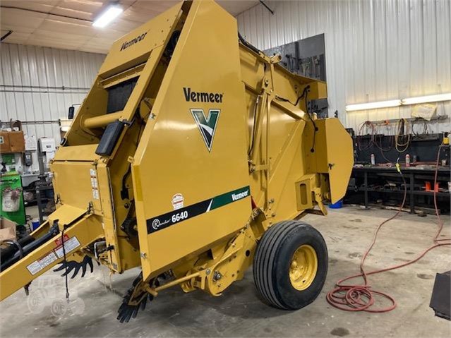 2017 Vermeer 6640 RANCHER Baler/Round