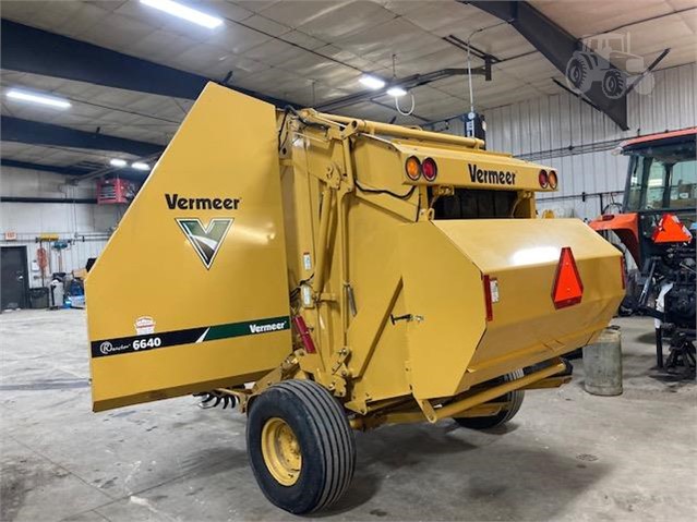 2017 Vermeer 6640 RANCHER Baler/Round