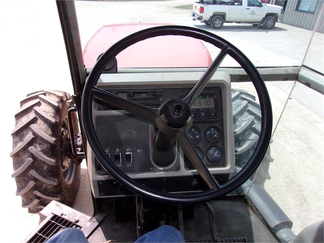 1994 AGCO Allis 9690 Tractor