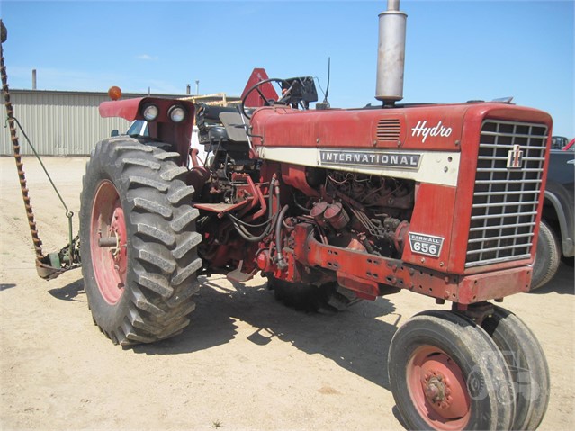 1968 International 656 Tractor