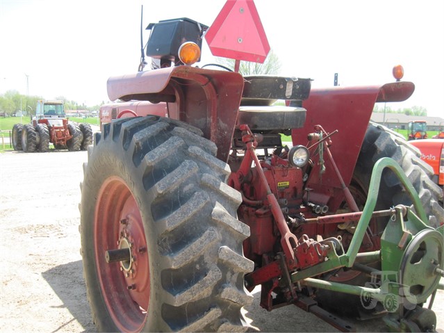 1968 International 656 Tractor