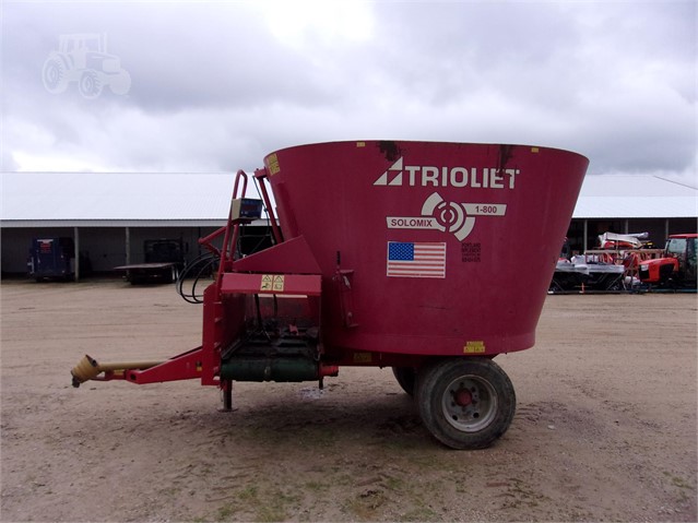 2005 Trioliet SOLOMIX 1-800VL Feed Wagon