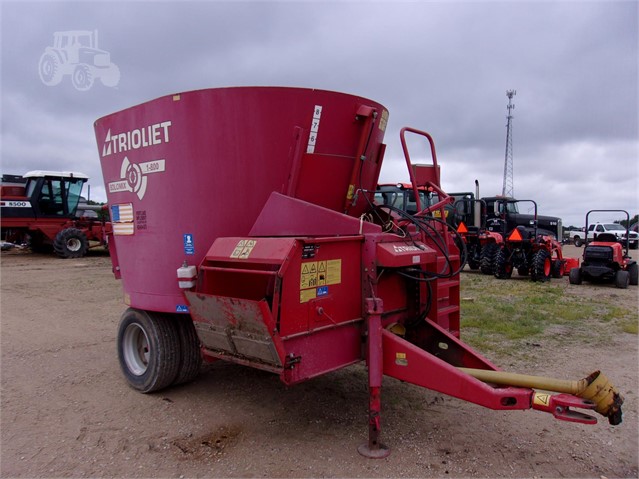 2005 Trioliet SOLOMIX 1-800VL Feed Wagon