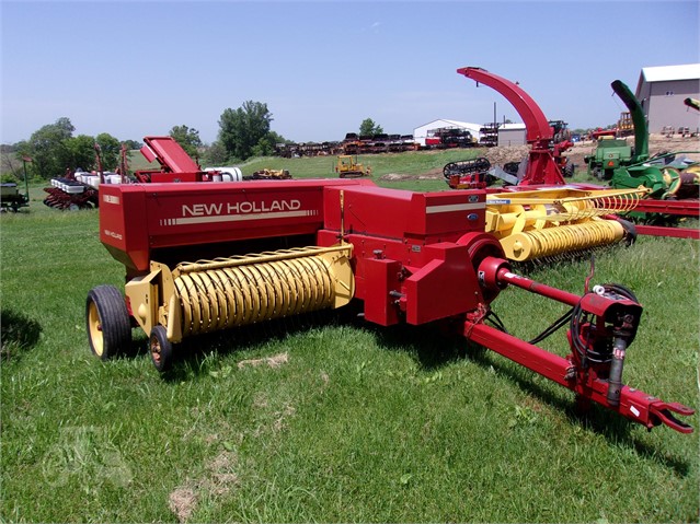 New Holland 311 Baler/Square