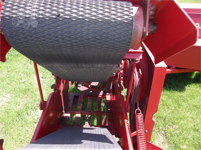 New Holland 311 Baler/Square