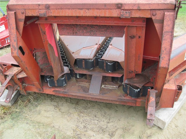 Gehl TR330 Forage Harvester