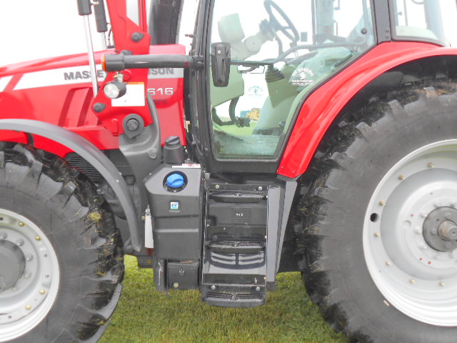 2014 Massey Ferguson 6616 Tractor