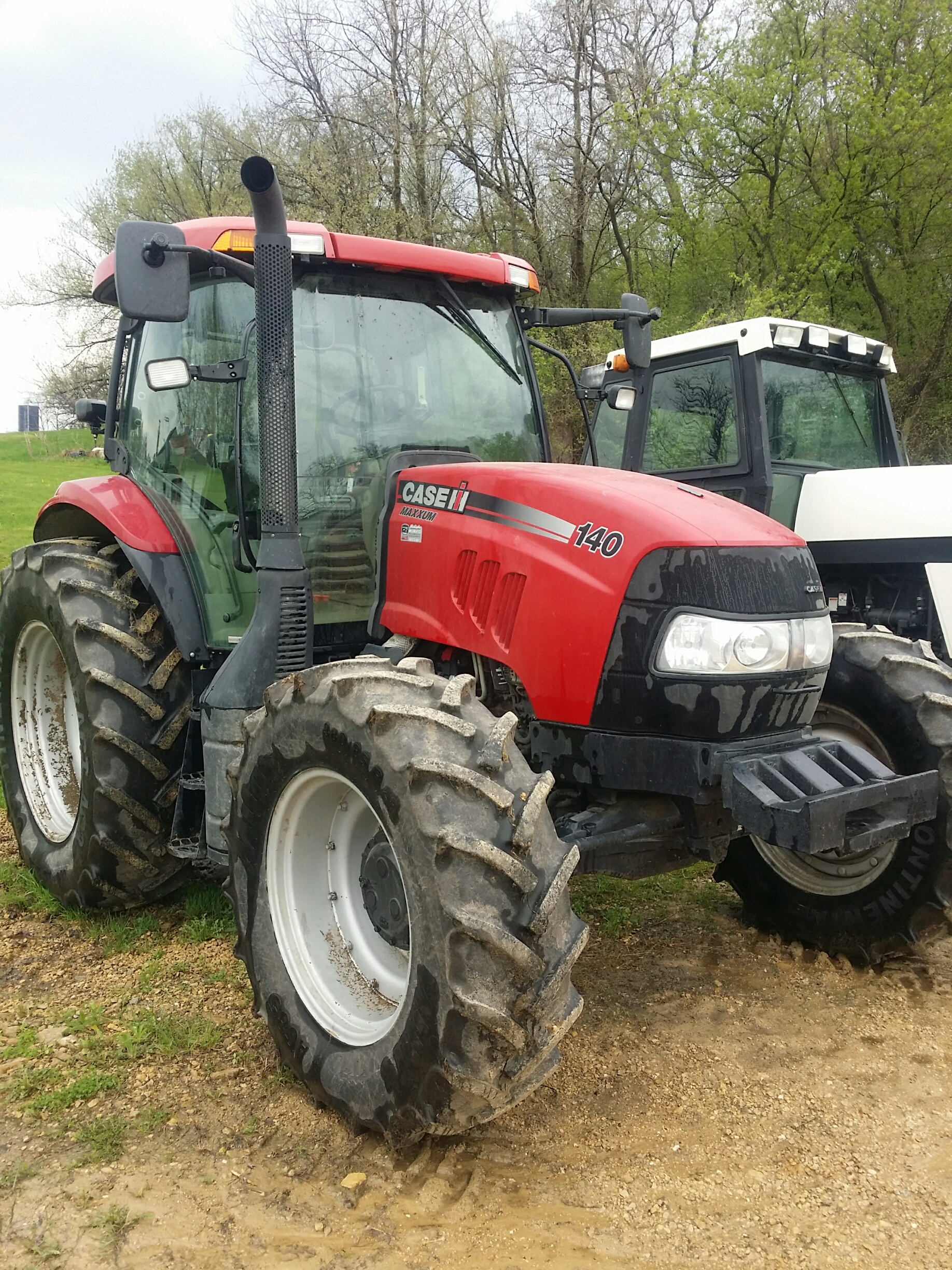 2013 Case IH Maxxum 140 MC Tractor