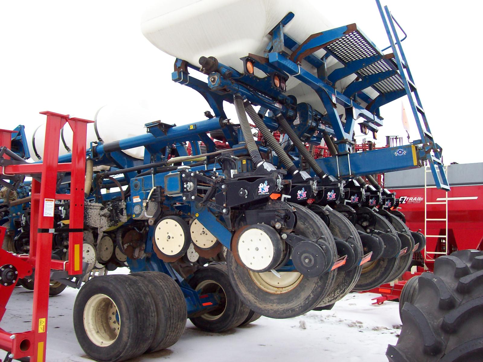 2008 Kinze 3800 Planter