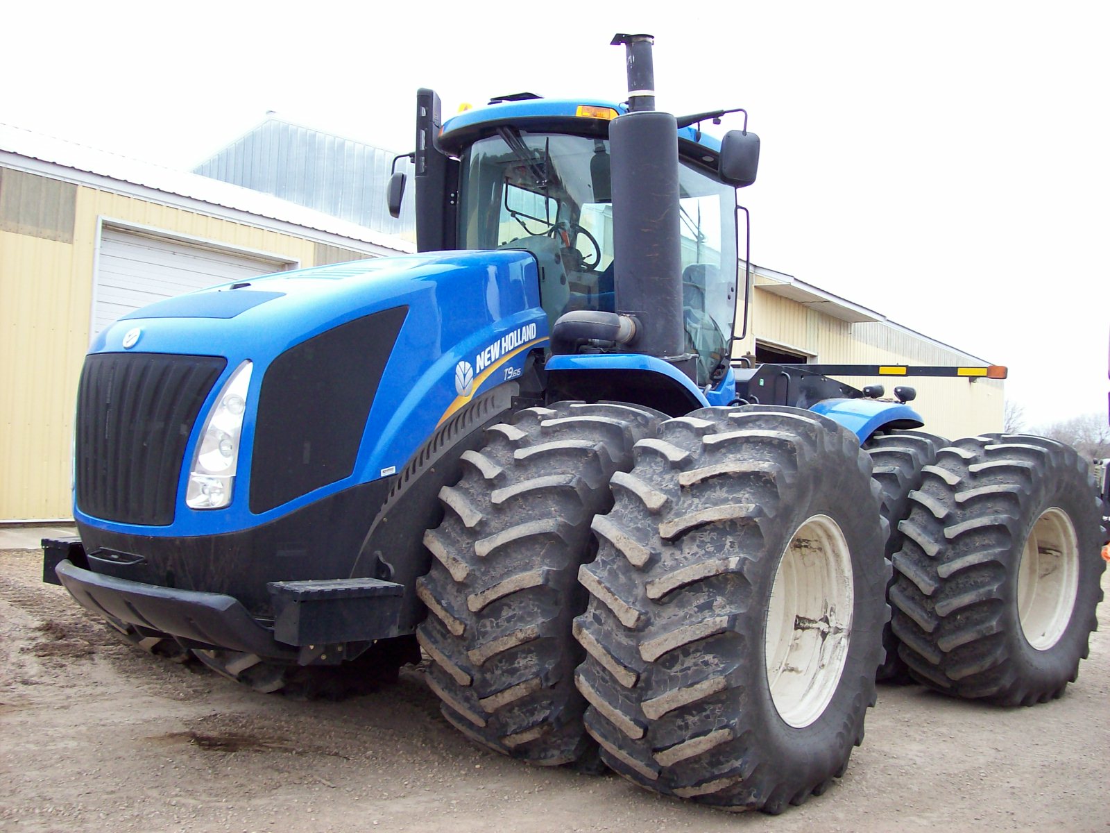 2013 New Holland T9.615 Tractor