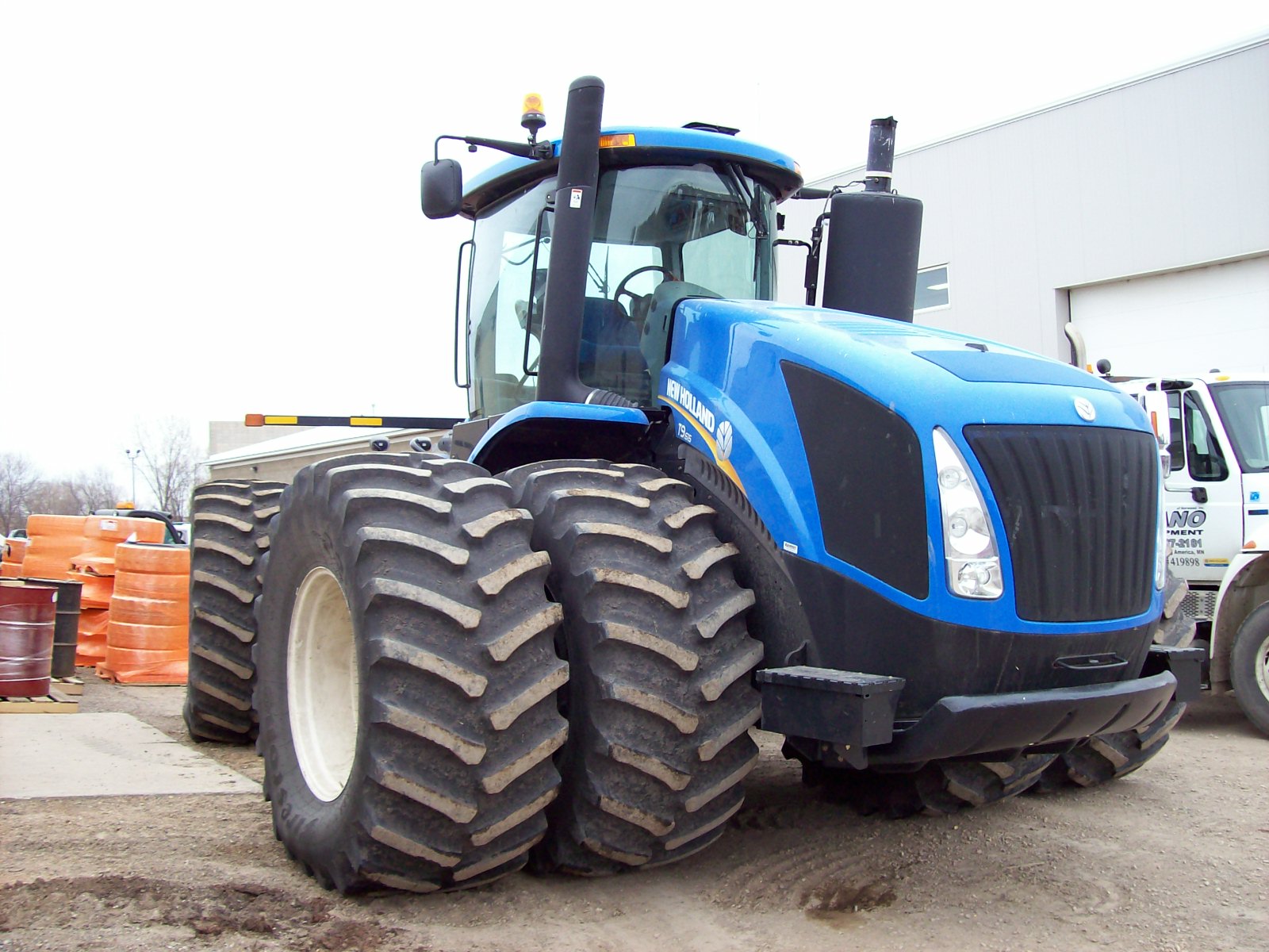 2013 New Holland T9.615 Tractor