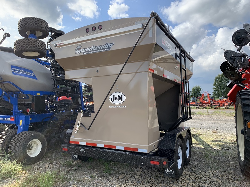 2023 J&M LC290ST Seed Tender