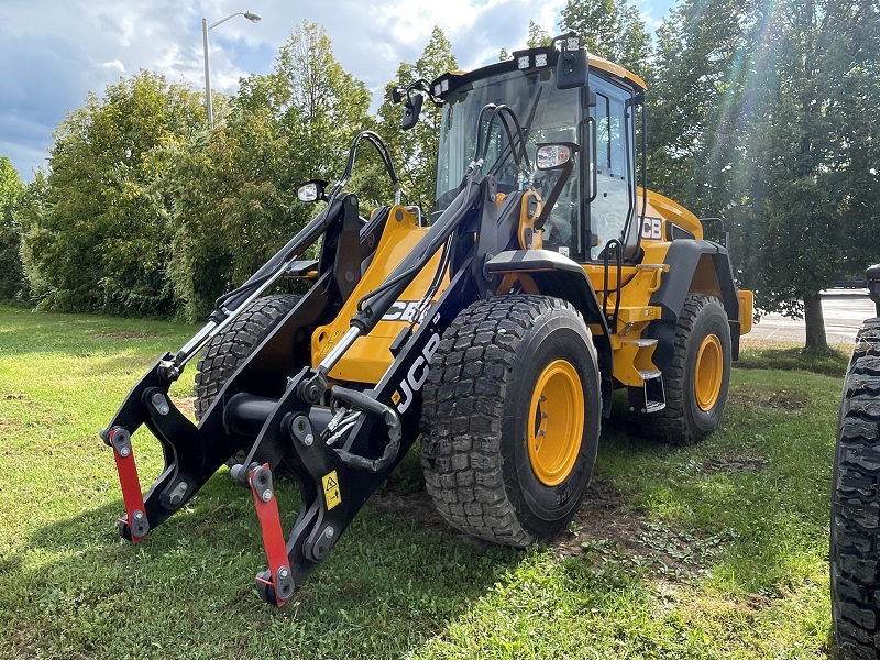 2023 JCB 427HT T4F Wheel Loader