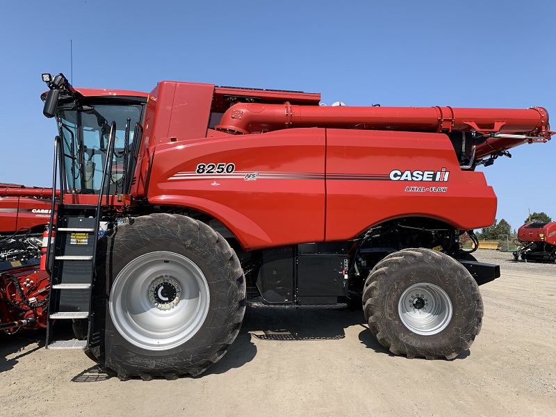 2022 Case IH 8250 Combine