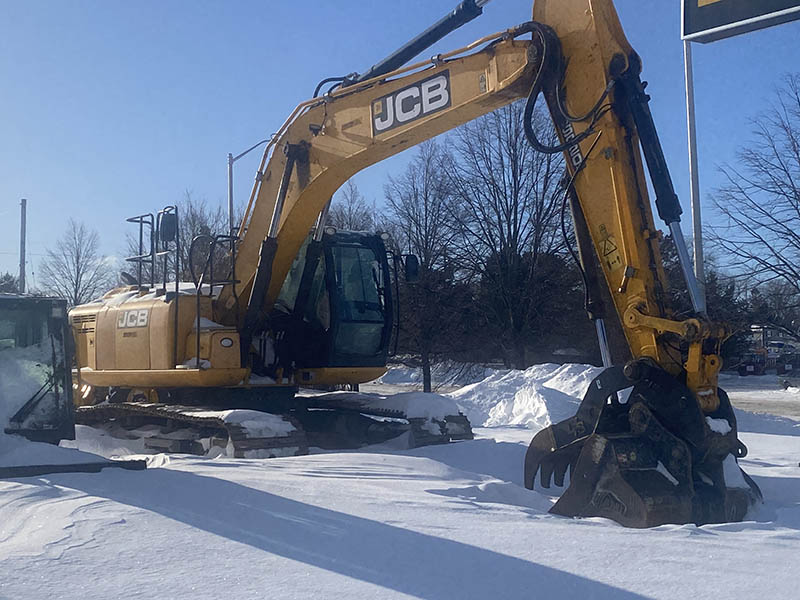 2018 JCB JS220LC Excavator