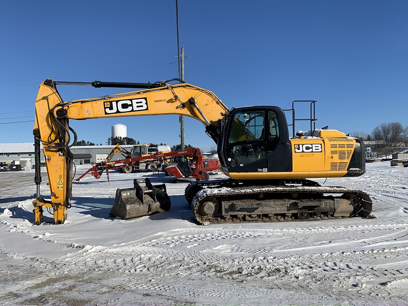 2018 JCB JS220LC Excavator