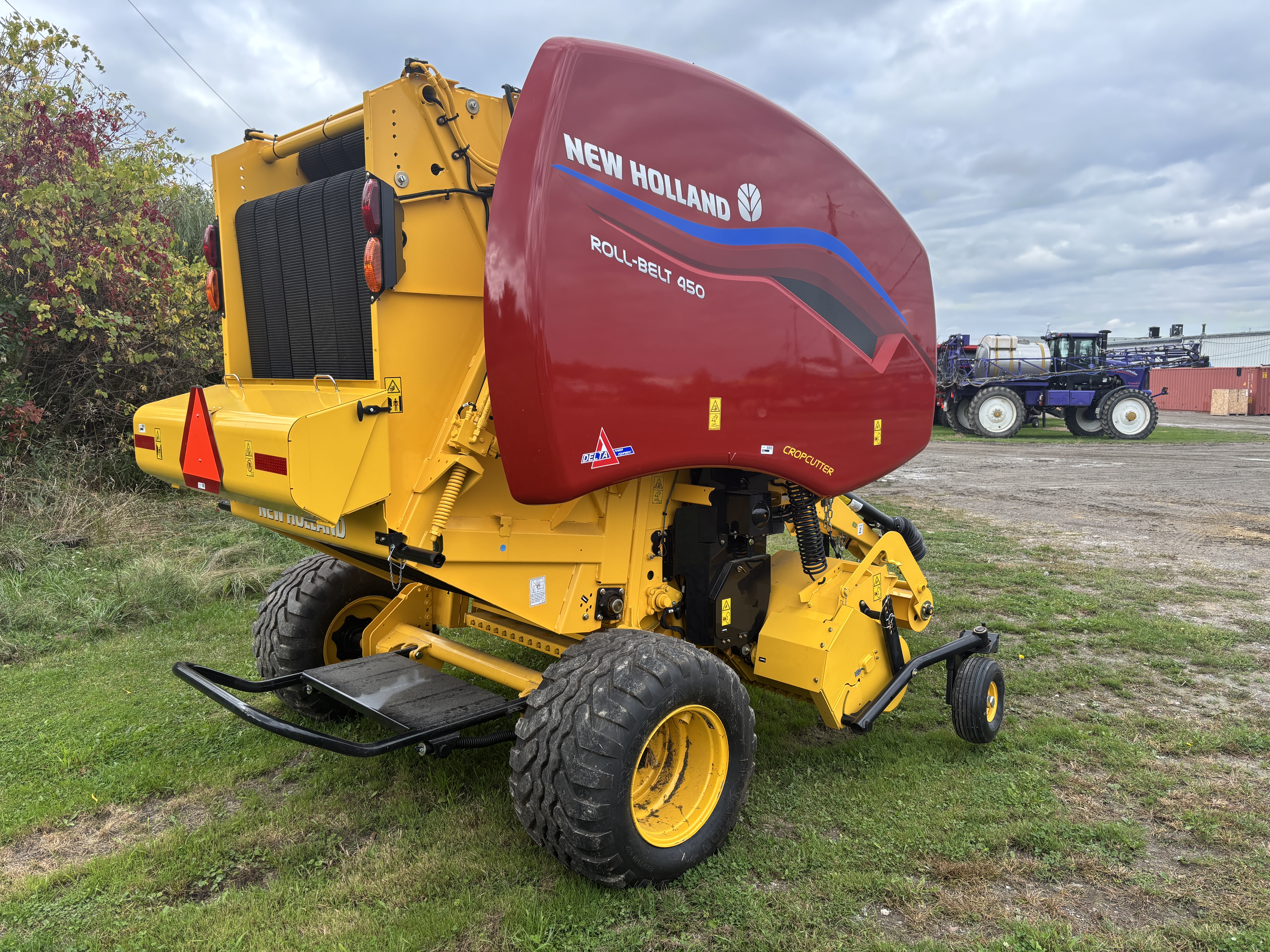 2025 New Holland RB450 Baler/Round