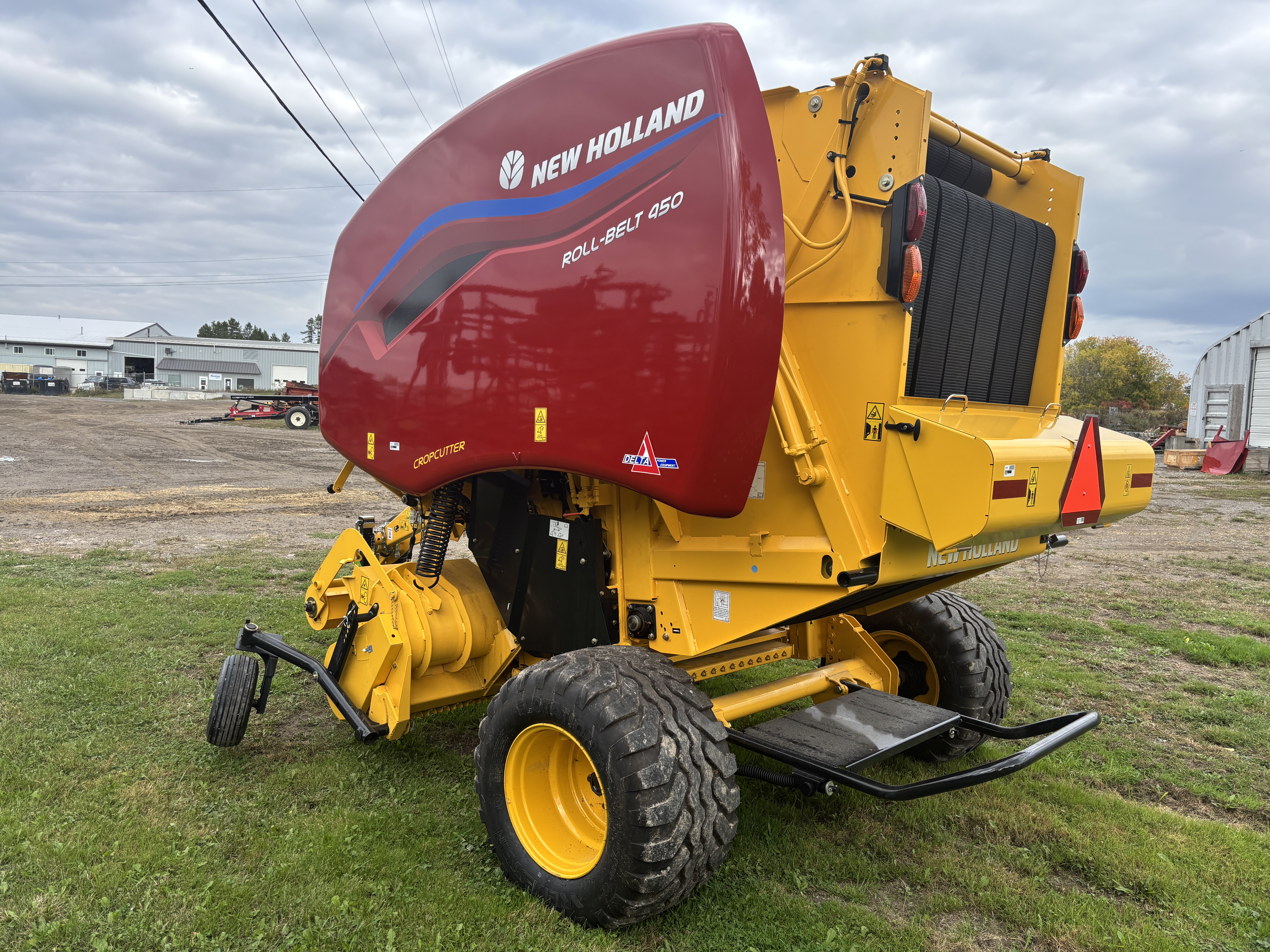 2025 New Holland RB450 Baler/Round