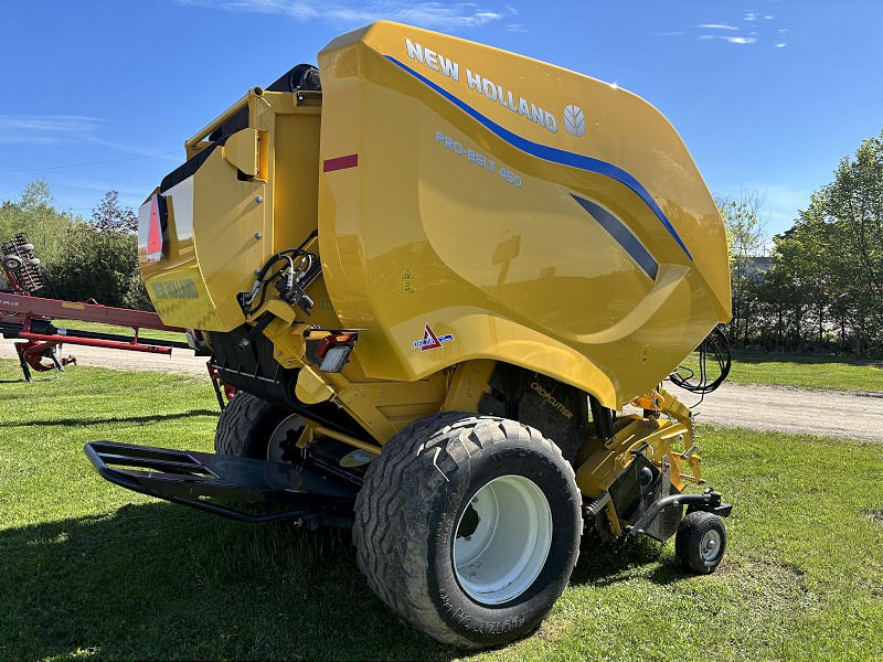 2025 New Holland PRO-BELT_450 Baler/Round