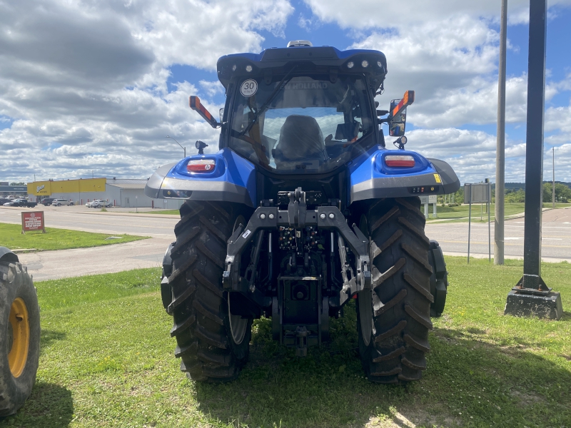 2025 New Holland T7.260 PLMI Tractor