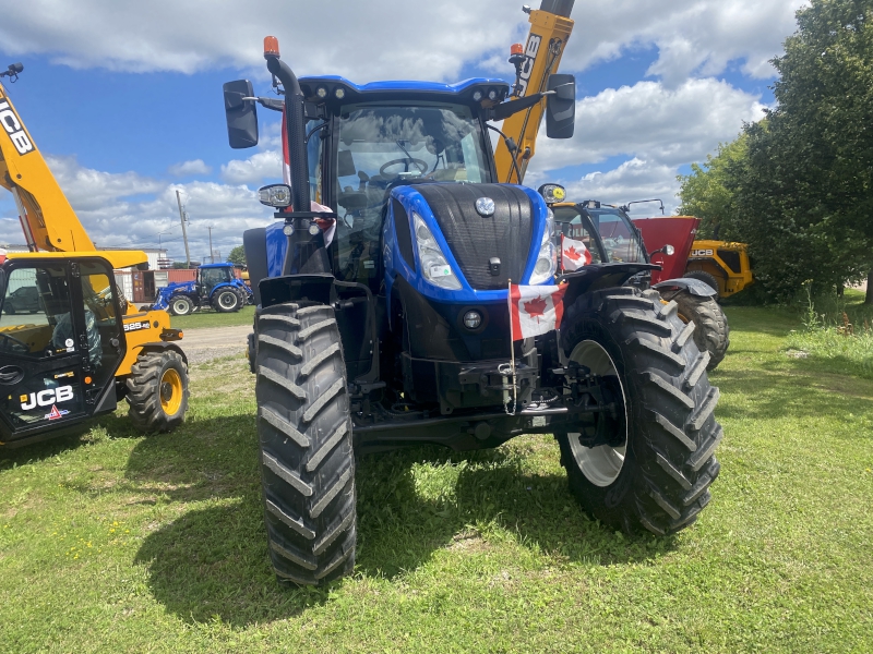 2025 New Holland T7.260 PLMI Tractor