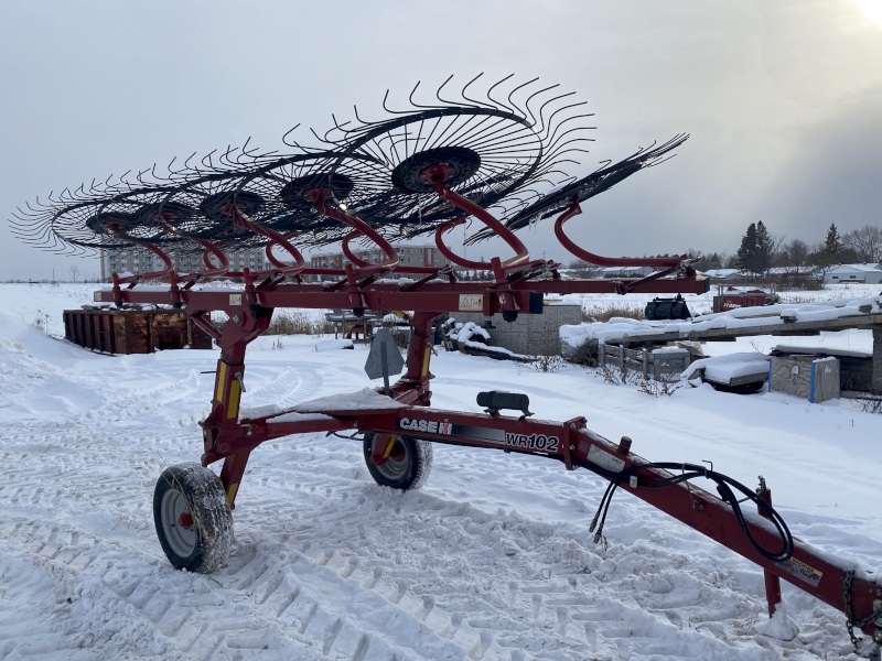 2016 Case IH WR102 Rake