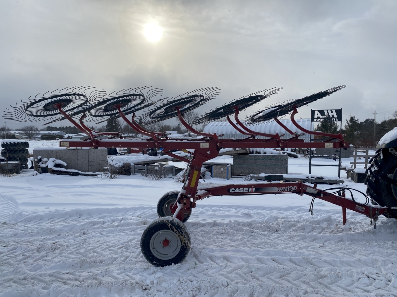 2016 Case IH WR102 Rake