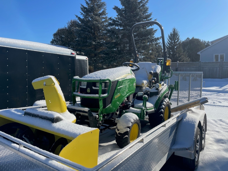 2023 John Deere 1025R Tractor Compact