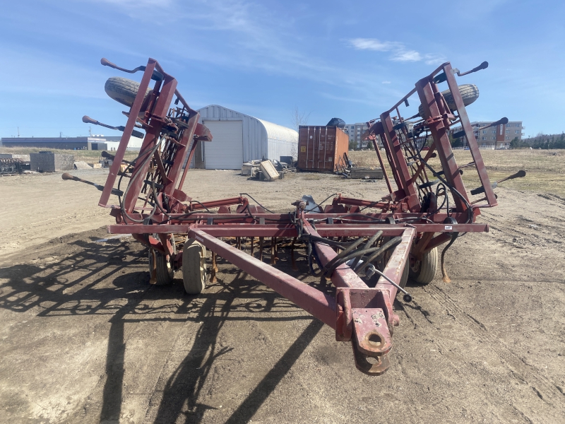 1995 Kongskilde 3500 Field Cultivator