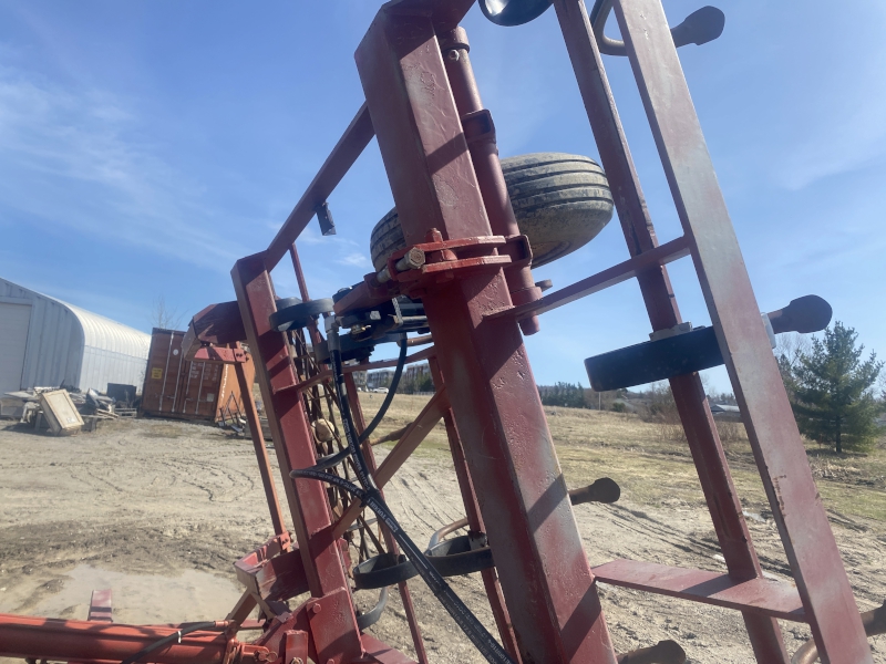 1995 Kongskilde 3500 Field Cultivator