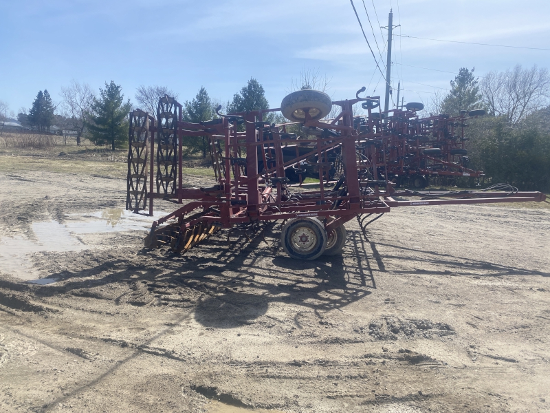 1995 Kongskilde 3500 Field Cultivator