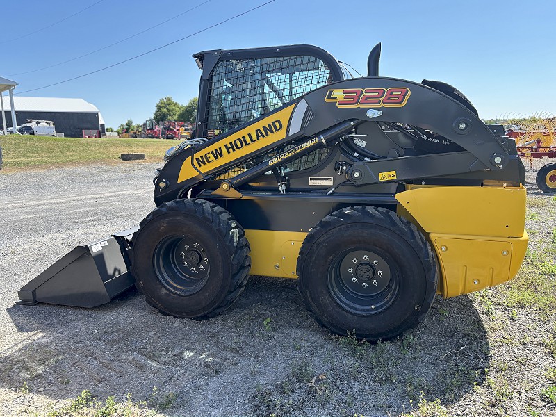 2025 New Holland L328 RG-NA Skid Steer Loader