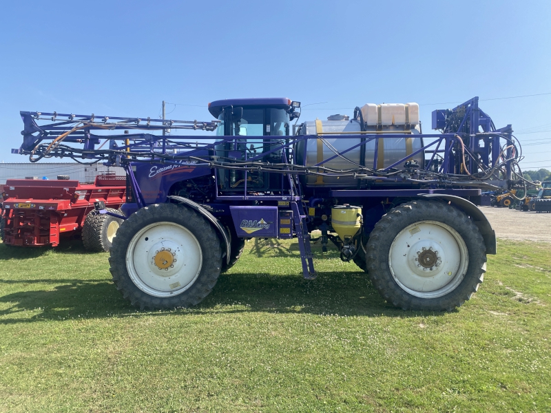 2001 RoGator 1254 Sprayer/High Clearance