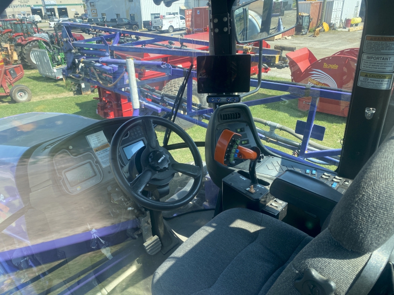 2001 RoGator 1254 Sprayer/High Clearance