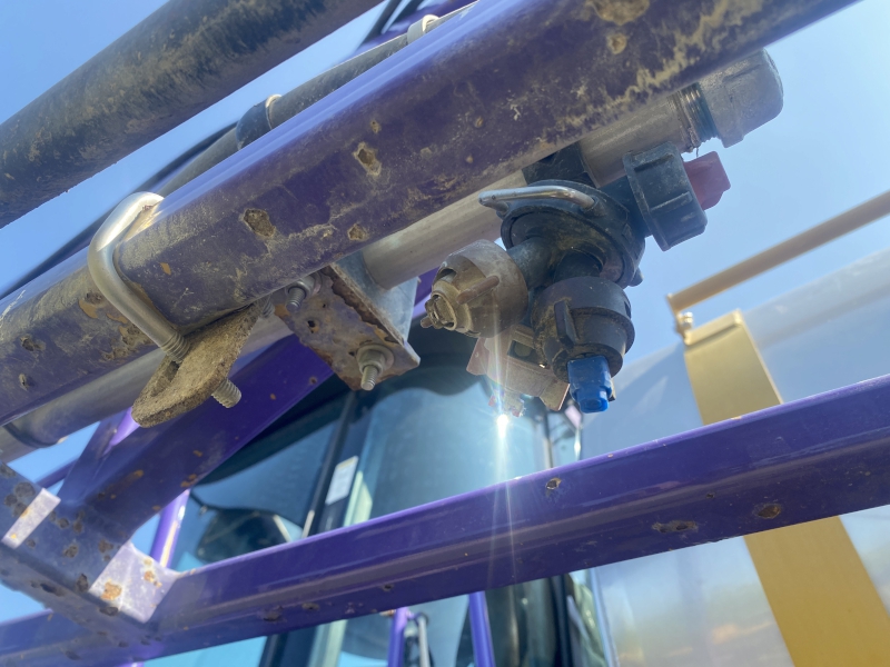 2001 RoGator 1254 Sprayer/High Clearance